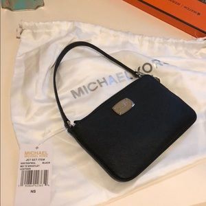 ❌SOLDOUT❌ NEW MICHAEL KORS WRISTLET